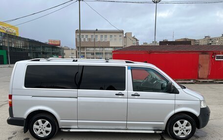 Volkswagen Caravelle T5, 2008 год, 1 600 000 рублей, 4 фотография