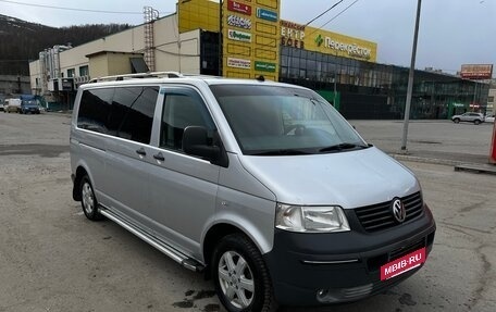 Volkswagen Caravelle T5, 2008 год, 1 600 000 рублей, 3 фотография