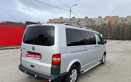 Volkswagen Caravelle T5, 2008 год, 1 600 000 рублей, 8 фотография