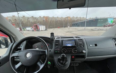Volkswagen Caravelle T5, 2008 год, 1 600 000 рублей, 15 фотография