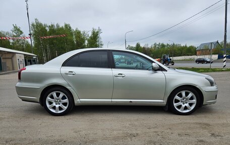 Toyota Avensis III рестайлинг, 2006 год, 699 000 рублей, 3 фотография