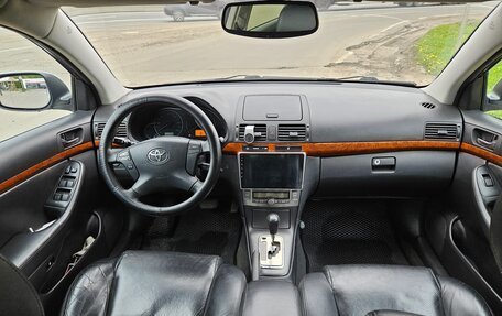 Toyota Avensis III рестайлинг, 2006 год, 699 000 рублей, 7 фотография