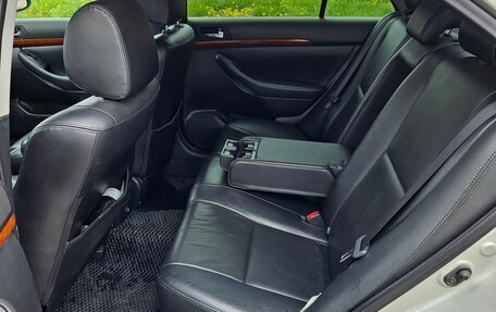 Toyota Avensis III рестайлинг, 2006 год, 699 000 рублей, 8 фотография