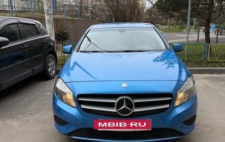 Mercedes-Benz A-Класс, 2014 год, 1 250 000 рублей, 2 фотография
