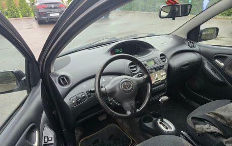 Toyota Yaris I рестайлинг, 2003 год, 395 000 рублей, 7 фотография