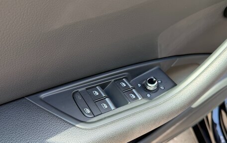 Audi A4, 2019 год, 2 490 000 рублей, 14 фотография