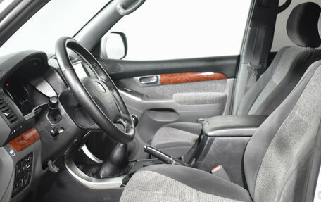 Toyota Land Cruiser Prado 120 рестайлинг, 2002 год, 1 500 000 рублей, 10 фотография