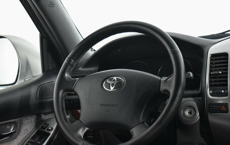 Toyota Land Cruiser Prado 120 рестайлинг, 2002 год, 1 500 000 рублей, 14 фотография