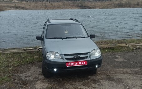 Chevrolet Niva I рестайлинг, 2010 год, 470 000 рублей, 1 фотография