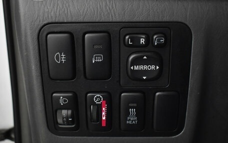 Toyota Land Cruiser Prado 120 рестайлинг, 2002 год, 1 500 000 рублей, 17 фотография