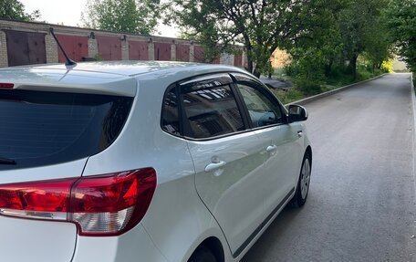 KIA Rio III рестайлинг, 2016 год, 1 300 000 рублей, 6 фотография