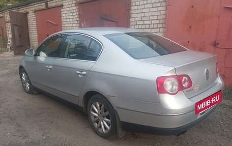 Volkswagen Passat B6, 2008 год, 550 000 рублей, 3 фотография