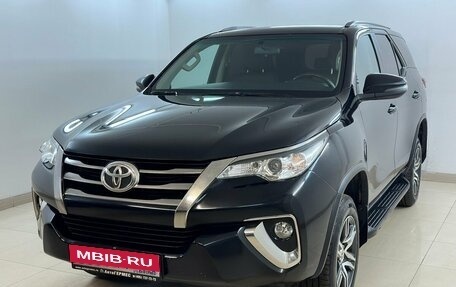 Toyota Fortuner II, 2018 год, 3 120 000 рублей, 1 фотография