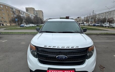Ford Explorer VI, 2013 год, 1 689 000 рублей, 2 фотография