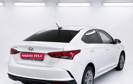 Hyundai Solaris II рестайлинг, 2021 год, 1 670 000 рублей, 4 фотография
