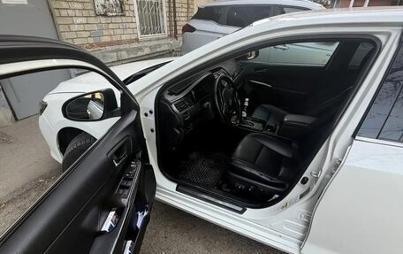 Toyota Camry, 2016 год, 1 850 000 рублей, 2 фотография