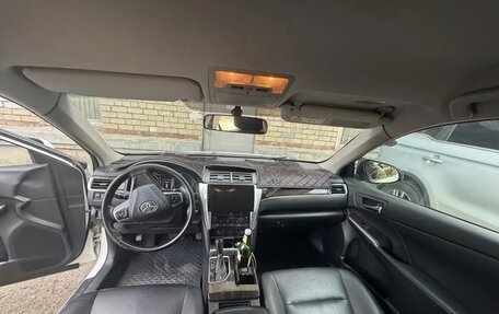 Toyota Camry, 2016 год, 1 850 000 рублей, 5 фотография