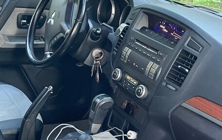 Mitsubishi Pajero IV, 2007 год, 1 750 000 рублей, 3 фотография