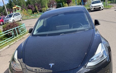 Tesla Model 3 I, 2021 год, 1 300 000 рублей, 1 фотография