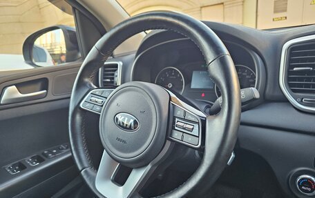 KIA Sportage IV рестайлинг, 2021 год, 2 300 000 рублей, 19 фотография