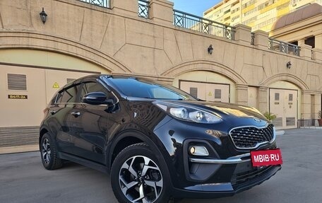 KIA Sportage IV рестайлинг, 2021 год, 2 300 000 рублей, 6 фотография