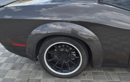 Dodge Challenger III рестайлинг 2, 2021 год, 6 250 000 рублей, 24 фотография