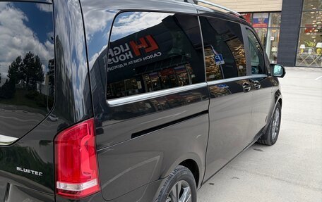 Mercedes-Benz V-Класс, 2014 год, 3 200 000 рублей, 25 фотография