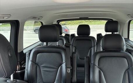Mercedes-Benz V-Класс, 2014 год, 3 200 000 рублей, 28 фотография