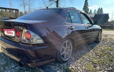 Toyota Altezza, 1999 год, 780 000 рублей, 11 фотография