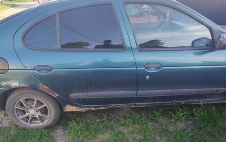 Renault Megane II, 1997 год, 80 000 рублей, 8 фотография