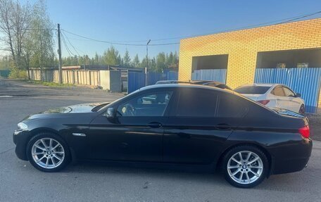 BMW 5 серия, 2011 год, 650 000 рублей, 3 фотография