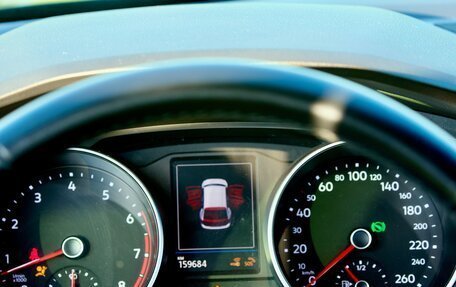 Volkswagen Tiguan II, 2020 год, 2 500 000 рублей, 11 фотография