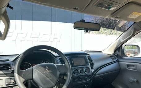 Mitsubishi L200 IV рестайлинг, 2017 год, 2 738 000 рублей, 6 фотография