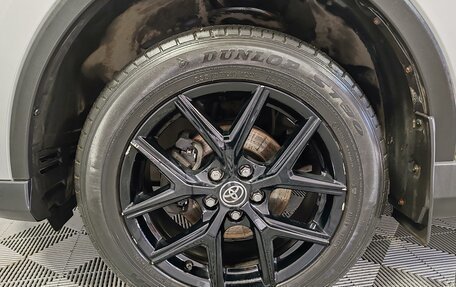 Toyota RAV4, 2018 год, 2 415 000 рублей, 18 фотография