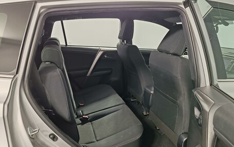 Toyota RAV4, 2018 год, 2 415 000 рублей, 22 фотография