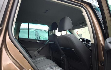 Volkswagen Tiguan I, 2015 год, 1 630 000 рублей, 2 фотография