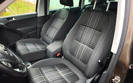 Volkswagen Tiguan I, 2015 год, 1 630 000 рублей, 8 фотография