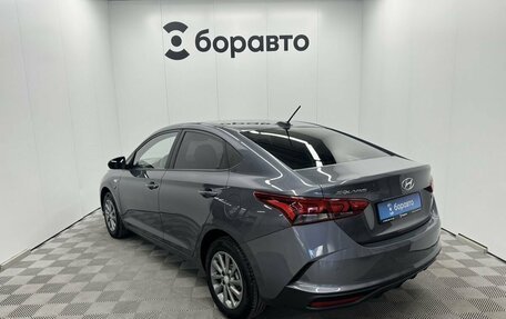 Hyundai Solaris II рестайлинг, 2021 год, 1 672 000 рублей, 6 фотография