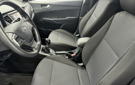 Hyundai Solaris II рестайлинг, 2021 год, 1 672 000 рублей, 9 фотография