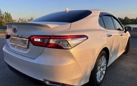 Toyota Camry, 2018 год, 3 300 000 рублей, 7 фотография