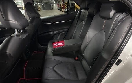 Toyota Camry, 2018 год, 3 300 000 рублей, 27 фотография