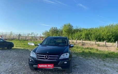 Mercedes-Benz M-Класс, 2009 год, 1 700 000 рублей, 10 фотография