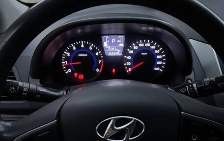 Hyundai Solaris II рестайлинг, 2015 год, 710 000 рублей, 13 фотография