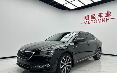 Skoda Superb III рестайлинг, 2023 год, 2 150 000 рублей, 1 фотография