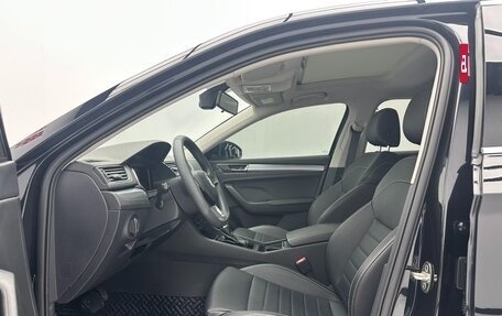 Skoda Superb III рестайлинг, 2023 год, 2 150 000 рублей, 10 фотография
