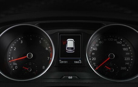 Volkswagen Tiguan II, 2018 год, 2 469 000 рублей, 24 фотография