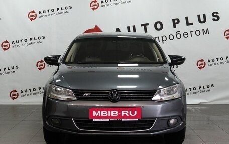 Volkswagen Jetta VI, 2012 год, 999 000 рублей, 3 фотография
