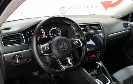 Volkswagen Jetta VI, 2012 год, 999 000 рублей, 7 фотография