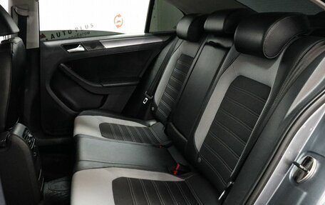 Volkswagen Jetta VI, 2012 год, 999 000 рублей, 9 фотография