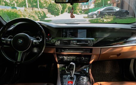 BMW 5 серия, 2010 год, 2 300 000 рублей, 23 фотография